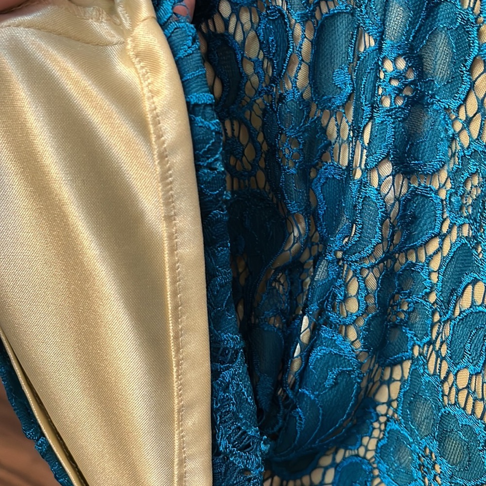 One of a kind formal dress - Picture 10 of 10